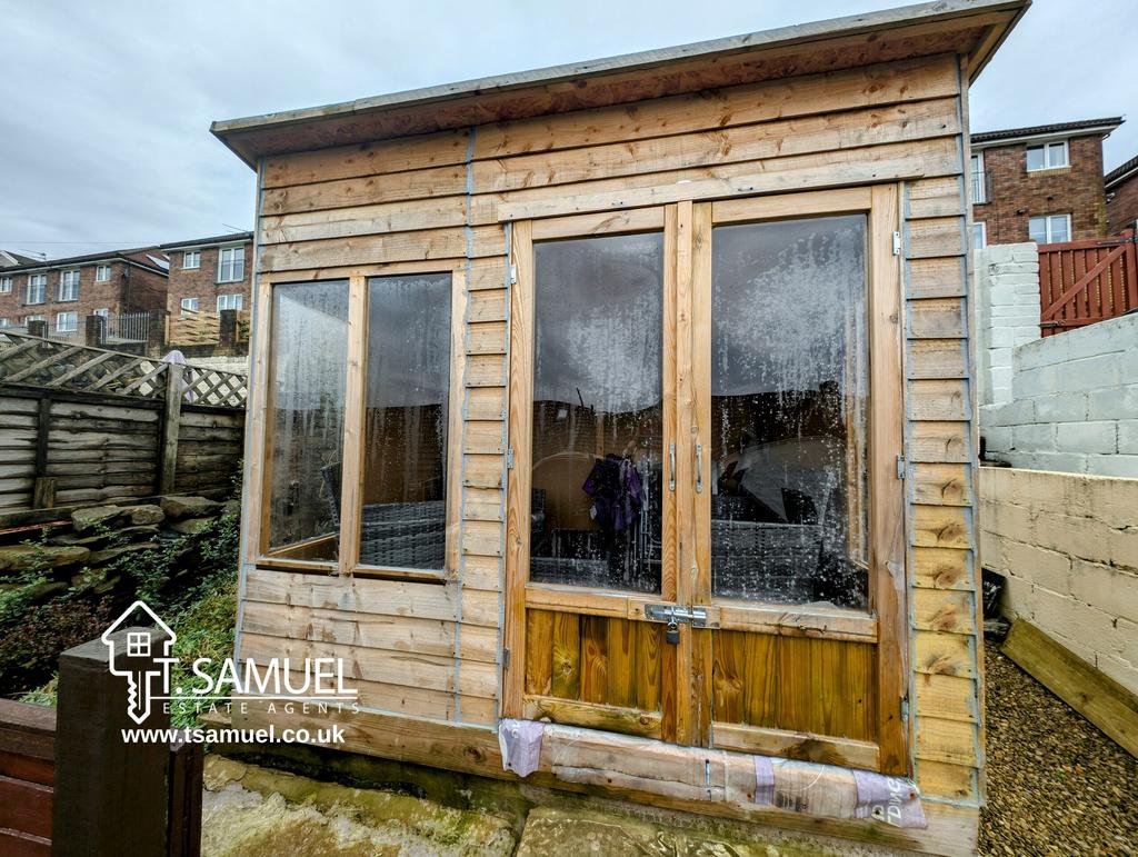 Summer house