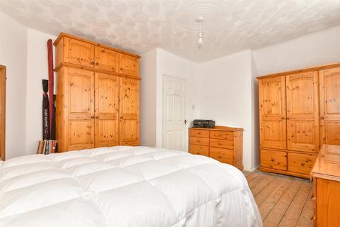 3 bedroom end of terrace house for sale, Green Place, Crayford, Kent