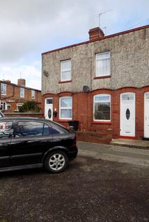 2 bedroom terraced house to rent, Pheasant Street, Brierley Hill