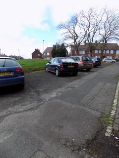 2 bedroom terraced house to rent, Pheasant Street, Brierley Hill