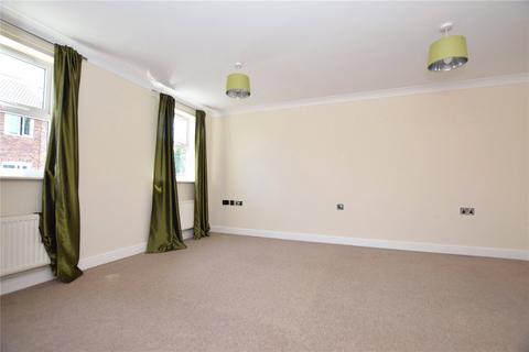 2 bedroom apartment for sale, Meadow Side Road, East Ardsley, Wakefield, West Yorkshire