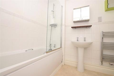 2 bedroom apartment for sale, Meadow Side Road, East Ardsley, Wakefield, West Yorkshire