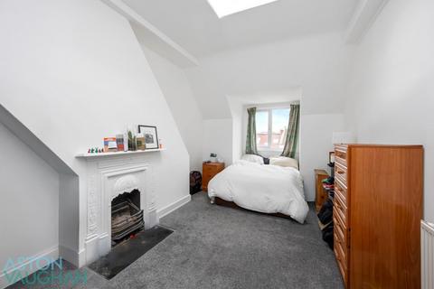 3 bedroom maisonette to rent, Davigdor Road, Hove BN3