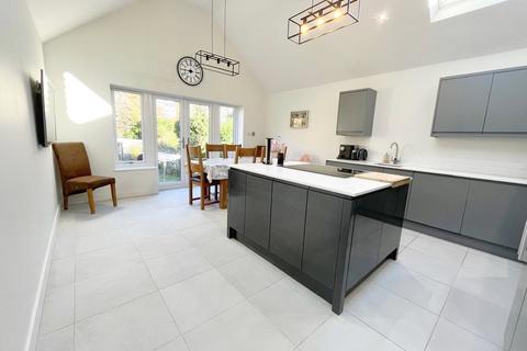3 bedroom detached house for sale, Bahram Road, Polegate, East Sussex, BN26