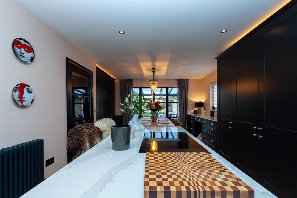 Kitchen - Dining Room 3.jpg