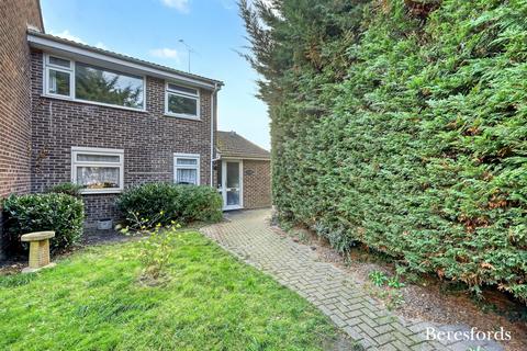 3 bedroom end of terrace house for sale, Crocus Way, Chelmsford, CM1