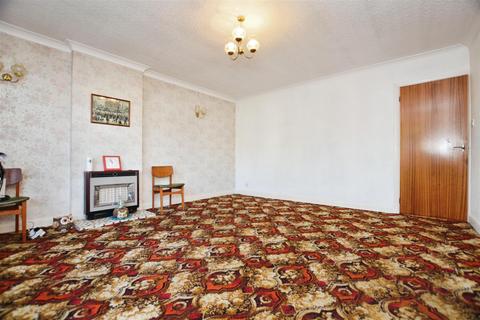 2 bedroom bungalow for sale, Alexandra Road, Scunthorpe