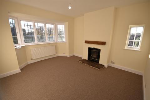 3 bedroom cottage to rent, Raby Road, Thornton Hough