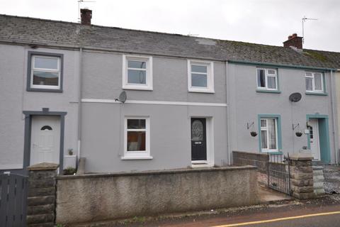 3 bedroom terraced house to rent, Park Street, Whitland