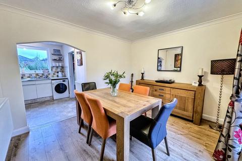30 Bent Lane, Prestwich, Manchester, M25 1DN