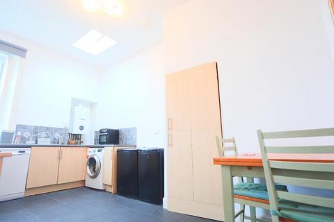 2 bedroom villa to rent, Granby Road, Newington, Edinburgh, EH16