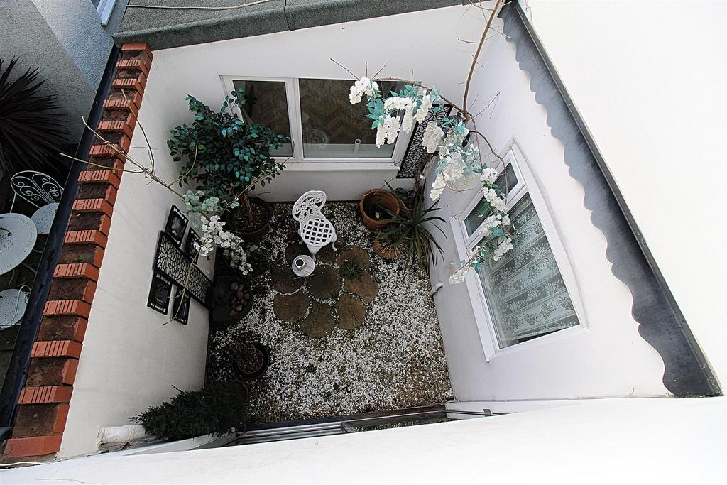 Open Roofed Inner Courtyard Garden Area