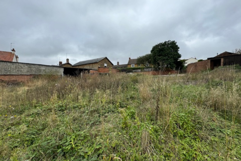 3 bedroom barn conversion for sale, Blackwell Close, Earls Barton NN6