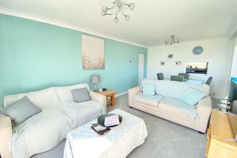 2 bedroom flat for sale, Flat 7 Janred Court, Sea Road, Barton on Sea, New Milton, Hampshire, BH25 7PF