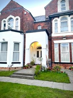 1 bedroom ground floor flat to rent, 2 Ladybarn Crescent, Ladybarn Crescent, Manchester M14