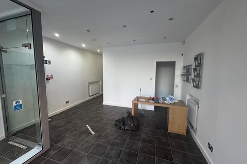 Property to rent, Kilburn High Road, Kilburn, NW6