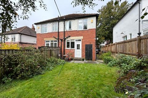 2 bedroom semi-detached house to rent, Castle Grove Avenue, Headingley, Leeds, LS6