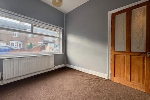 2 bedroom terraced house to rent, Ladysmith Road, Grimsby DN32