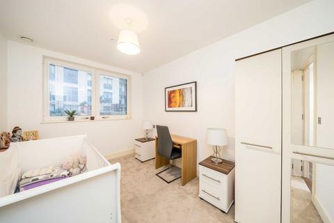 2 bedroom flat for sale, Healum Avenue, Southall UB2