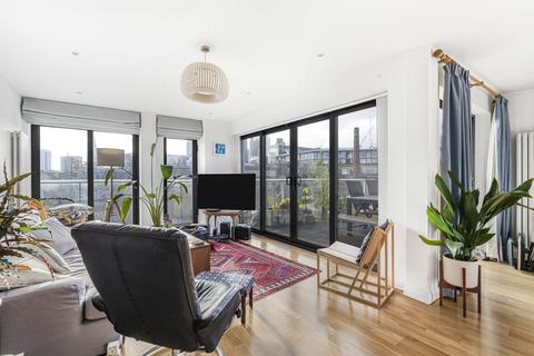 2 bedroom penthouse to rent, Calvin Street, Shoreditch, London, E1