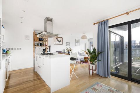 2 bedroom penthouse to rent, Calvin Street, Shoreditch, London, E1