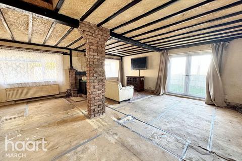 4 bedroom detached house for sale, Euximoor Drove, Christchurch