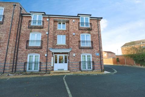 2 bedroom flat for sale, Green Court, Huntington, York