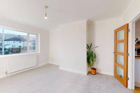 2 bedroom flat for sale, Valley Drive, Ilkley