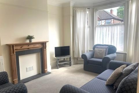 4 bedroom house to rent, 30 Beech Grove, Beech Grove, Manchester M14