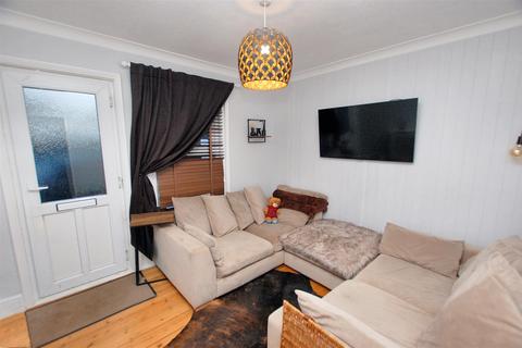 2 bedroom terraced house for sale, Nelson Avenue, Tonbridge