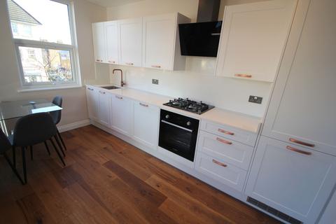 2 bedroom flat to rent, Harrow HA1