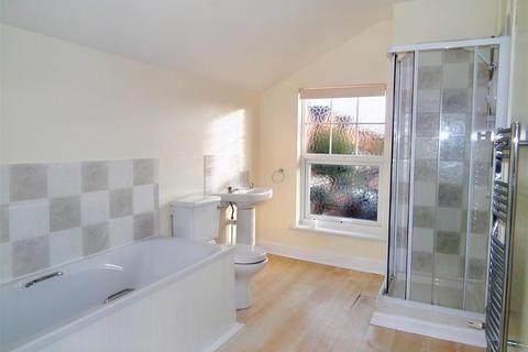 2 bedroom terraced house to rent, Perry Street, Abington, NN1