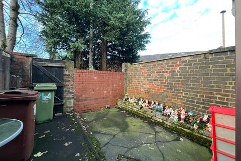 14 Hanson Street, Oldham, OL4 1LG