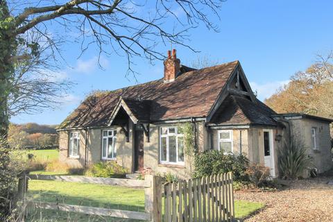 2 bedroom bungalow for sale, Holywell Estate, Swanmore