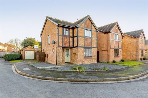 3 bedroom detached house for sale, Tudor Drive, PE21