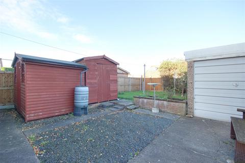 2 bedroom semi-detached bungalow for sale, Lime Tree, Gilberdyke