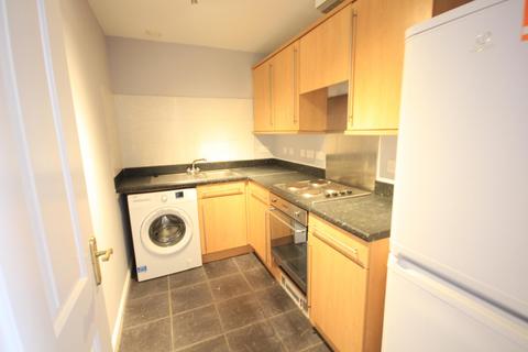 2 bedroom flat to rent, Main Street, Bridgeton, Glasgow, G40