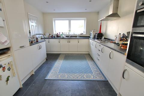 3 bedroom detached house for sale, Winterstoke Crescent, Ramsgate