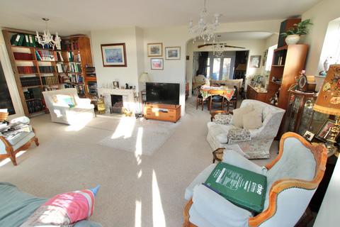 3 bedroom detached house for sale, Winterstoke Crescent, Ramsgate