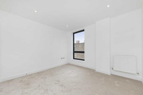 1 bedroom flat to rent, Stanhope Road, London N12