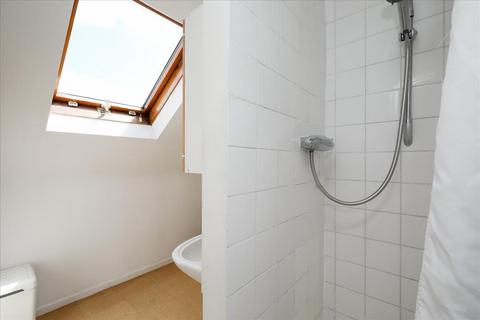 292 Windmill Road, London, W5 4DL