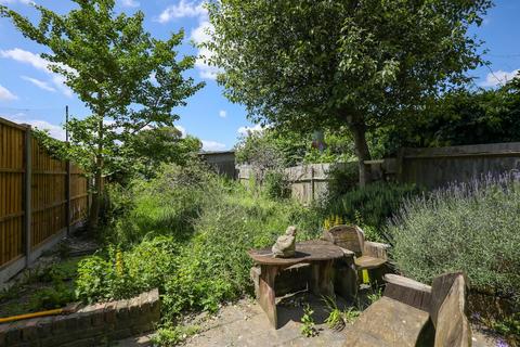 292 Windmill Road, London, W5 4DL