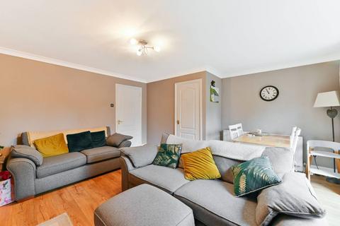 3 bedroom terraced house to rent, CUTHBERT GARDENS, LONDON, SE25, Norwood, London, SE25