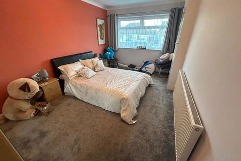 15 David Avenue, Cliftonville, Margate, CT9 3DU