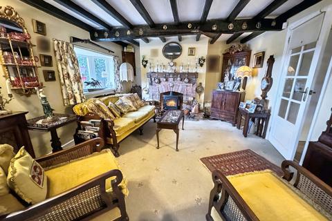 3 bedroom cottage for sale, Agden Park Lane, Lymm WA13