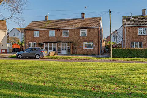 3 bedroom semi-detached house for sale, Lambourne Crescent, Melksham SN12