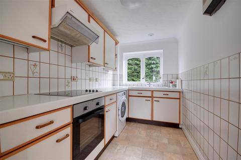 2 bedroom retirement property for sale, Highgate Hill, Hawkhurst