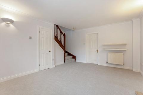 3 bedroom detached house to rent, Druce Wood, Ascot, Berkshire