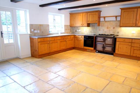 5 bedroom detached house to rent, Andoversford, Cheltenham