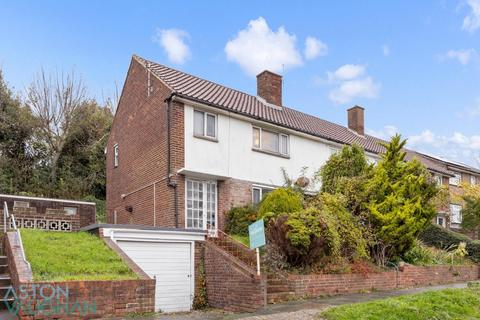 3 bedroom semi-detached house to rent, Thompson Road, Brighton BN1